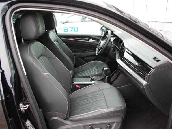Volkswagen Passat B8 Рестайлинг с пробегом 2023 года, цена 3 550 000 рублей, 22856 км, седан, Автокод Объявления