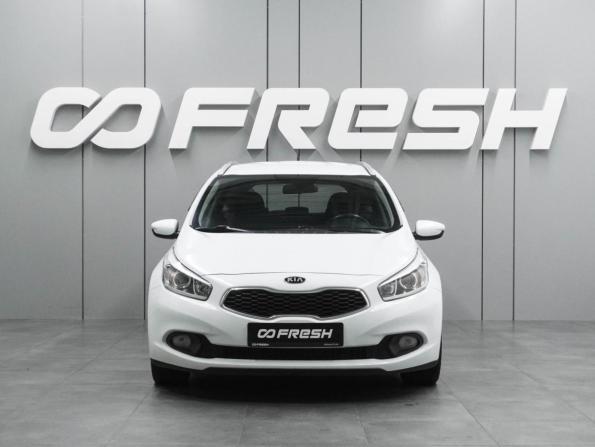 Kia Ceed II с пробегом 2013 года, цена 999 000 рублей, 157570 км, универсал, Автокод Объявления