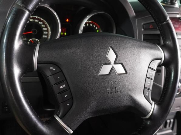Mitsubishi Pajero IV Рестайлинг 1 с пробегом 2012 года, цена 2 299 000 рублей, 116859 км, внедорожник, Автокод Объявления