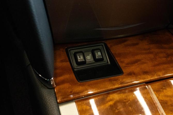Toyota Camry VI (XV40) Рестайлинг с пробегом 2011 года, цена 1 239 000 рублей, 270638 км, седан, Автокод Объявления