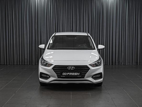Hyundai Solaris II с пробегом 2019 года, цена 1 349 000 рублей, 115243 км, седан, Автокод Объявления