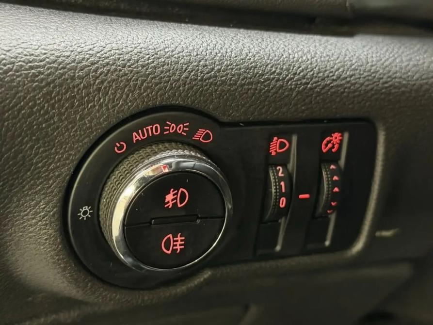 Opel Astra J Саратов  - изображение 11