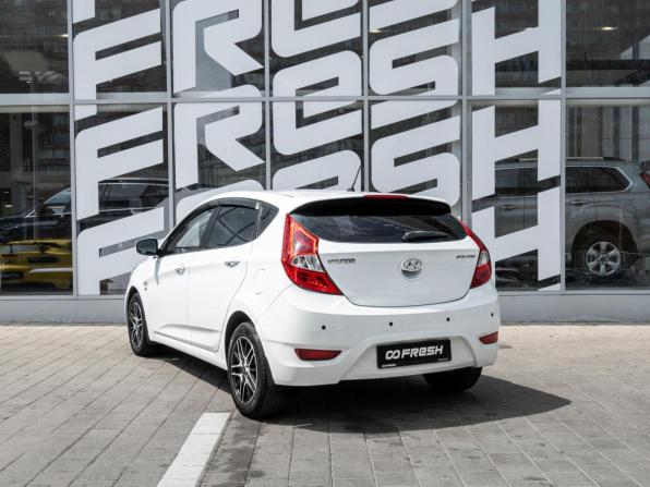 Hyundai Solaris I с пробегом 2013 года, цена 968 000 рублей, 121525 км, хэтчбек, Автокод Объявления