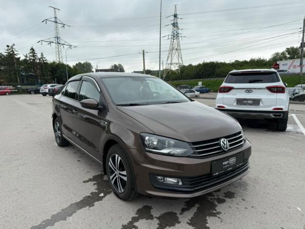 Volkswagen Polo V Рестайлинг с пробегом 2018 года, цена 1 100 000 рублей, 95442 км, седан, Автокод Объявления