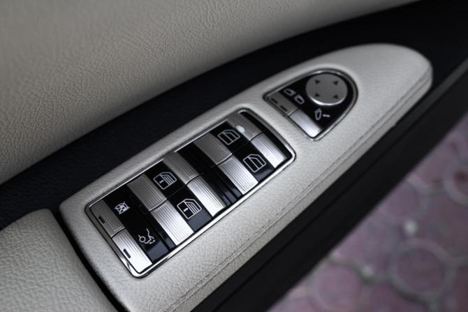 Mercedes-Benz S-Класс V (W221) с пробегом 2008 года, цена 999 000 рублей, 351766 км, седан, Автокод Объявления