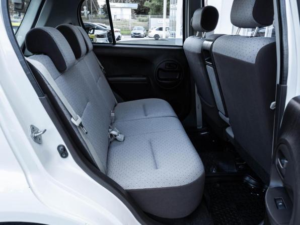 Daihatsu Boon II Рестайлинг с пробегом 2015 года, цена 633 200 рублей, 80108 км, хэтчбек, Автокод Объявления