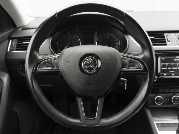 Skoda Octavia III (A7) с пробегом 2017 года, цена 1 339 000 рублей, 147400 км, лифтбек, Автокод Объявления