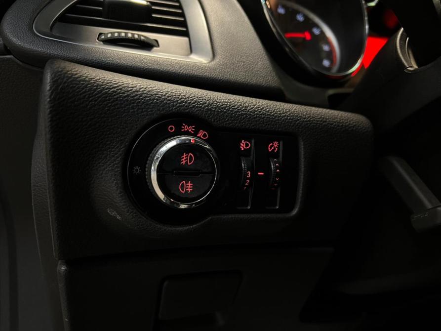 Opel Astra J Рестайлинг Челябинск  - изображение 12