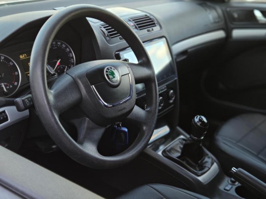 Skoda Octavia II (A5) Рестайлинг Вологда  - изображение 12
