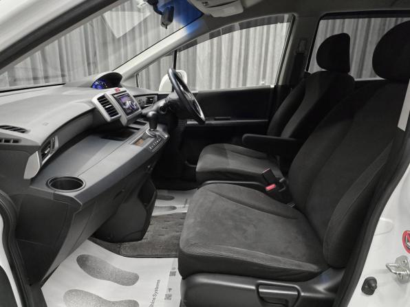 Honda Freed I Рестайлинг с пробегом 2012 года, цена 949 000 рублей, 150000 км, компактвэн, Автокод Объявления