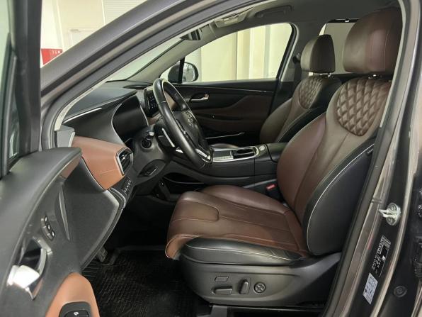 Hyundai Santa Fe IV Рестайлинг с пробегом 2021 года, цена 4 199 000 рублей, 50361 км, внедорожник, Автокод Объявления