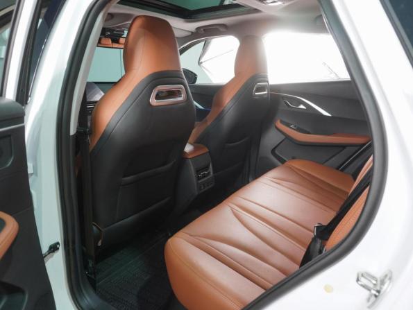 Omoda C5 I с пробегом 2023 года, цена 1 799 000 рублей, 54115 км, внедорожник, Автокод Объявления