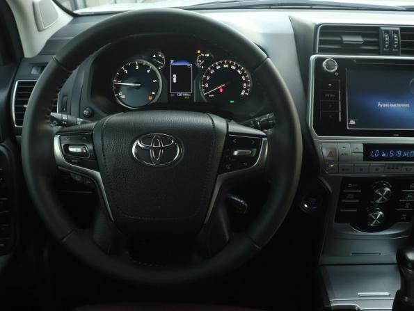 Toyota Land Cruiser Prado 150 Series Рестайлинг 2 с пробегом 2018 года, цена 5 101 000 рублей, 118132 км, внедорожник, Автокод Объявления