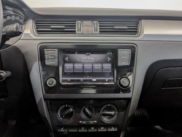 Skoda Rapid I Рестайлинг с пробегом 2019 года, цена 890 000 рублей, 152506 км, лифтбек, Автокод Объявления