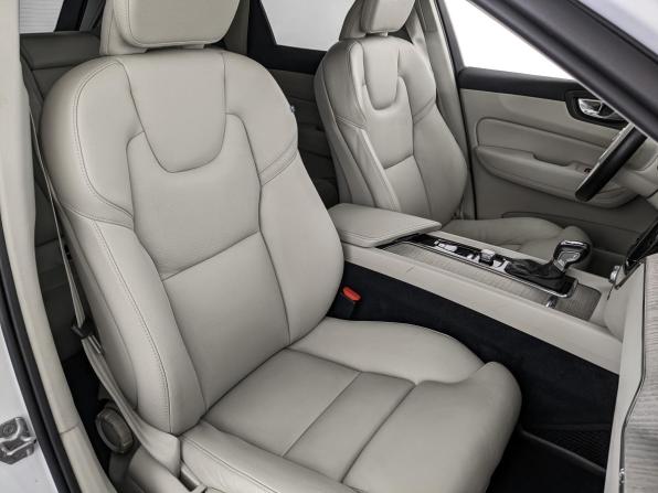 Volvo XC60 II с пробегом 2019 года, цена 3 520 000 рублей, 130000 км, внедорожник, Автокод Объявления