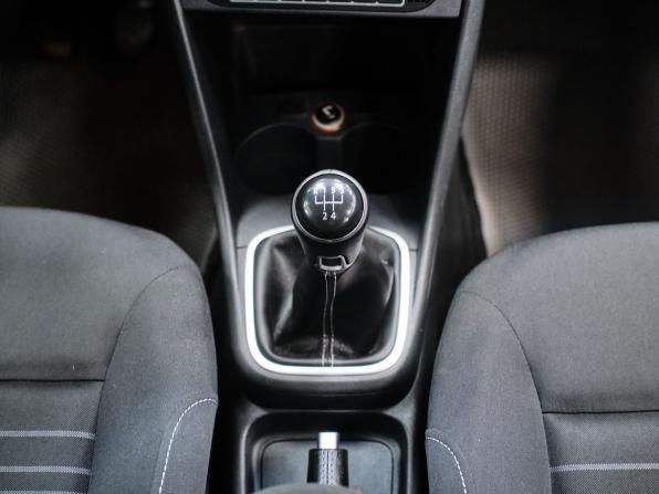 Volkswagen Polo V Рестайлинг с пробегом 2015 года, цена 1 020 000 рублей, 116687 км, седан, Автокод Объявления