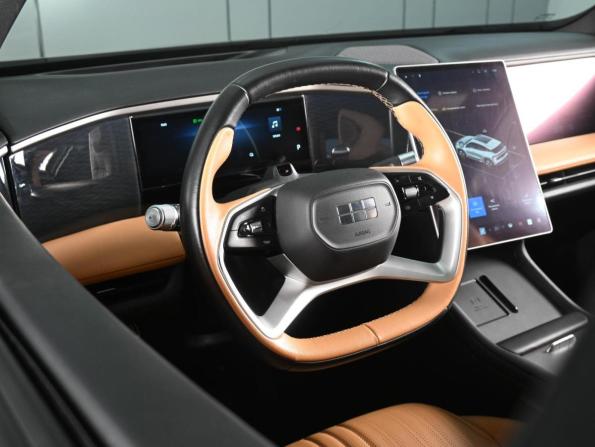 Geely Galaxy L7 с пробегом 2023 года, цена 3 299 000 рублей, 33337 км, внедорожник, Автокод Объявления