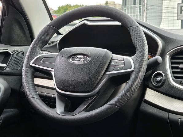 Lada (ВАЗ) Vesta I Рестайлинг (NG) с пробегом 2024 года, цена 1 296 000 рублей, 40379 км, седан, Автокод Объявления