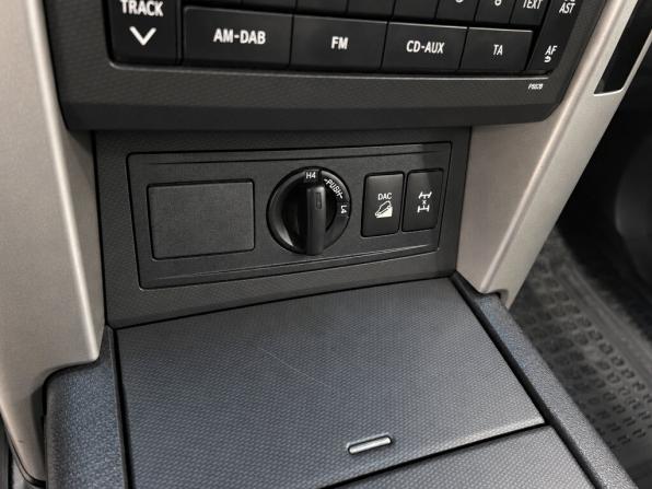 Toyota Land Cruiser Prado 150 Series с пробегом 2012 года, цена 2 870 000 рублей, 232000 км, внедорожник, Автокод Объявления