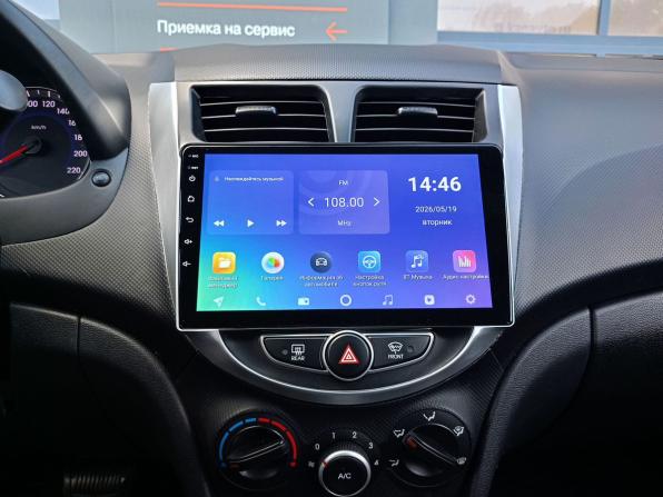 Hyundai Solaris I Рестайлинг с пробегом 2014 года, цена 889 000 рублей, 135232 км, седан, Автокод Объявления