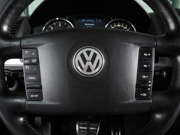 Volkswagen Touareg I Рестайлинг с пробегом 2008 года, цена 1 285 000 рублей, 345739 км, внедорожник, Автокод Объявления