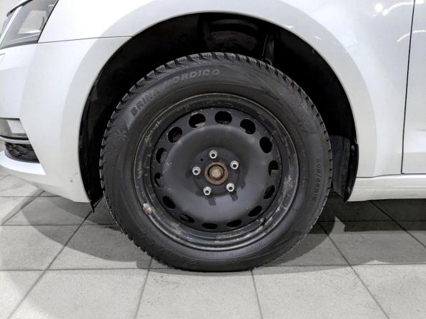 Skoda Octavia III (A7) Рестайлинг с пробегом 2020 года, цена 1 860 000 рублей, 80725 км, лифтбек, Автокод Объявления