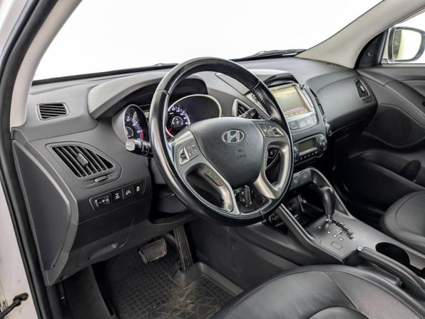 Hyundai ix35 I Рестайлинг с пробегом 2014 года, цена 1 525 000 рублей, 106740 км, внедорожник, Автокод Объявления