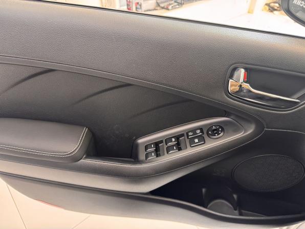 Kia Cerato III с пробегом 2014 года, цена 1 350 000 рублей, 158004 км, седан, Автокод Объявления
