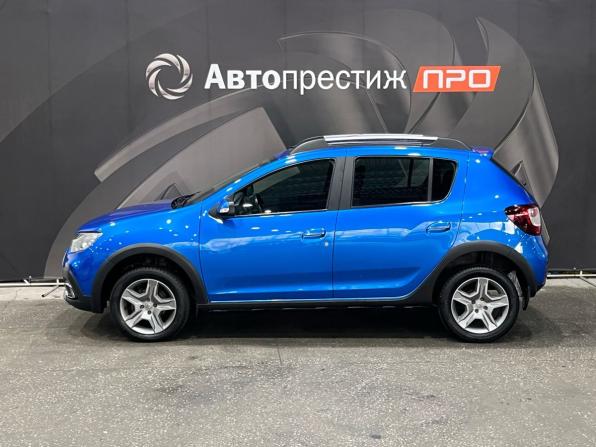 Renault Sandero II с пробегом 2018 года, цена 1 194 000 рублей, 87200 км, хэтчбек, Автокод Объявления
