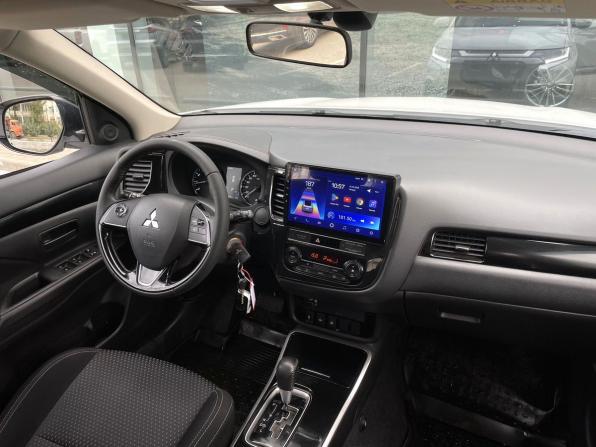 Mitsubishi Outlander III Рестайлинг 3 с пробегом 2018 года, цена 2 300 000 рублей, 37569 км, внедорожник, Автокод Объявления