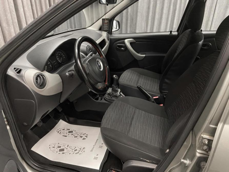 Renault Logan I Рестайлинг Красноярск  - изображение 8