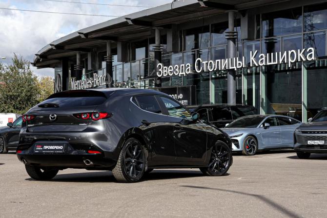 Mazda 3 IV (BP) с пробегом 2019 года, цена 2 230 000 рублей, 47617 км, хэтчбек, Автокод Объявления
