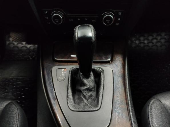 BMW 3 серии V (E90/E91/E92/E93) с пробегом 2008 года, цена 750 000 рублей, 259780 км, седан, Автокод Объявления