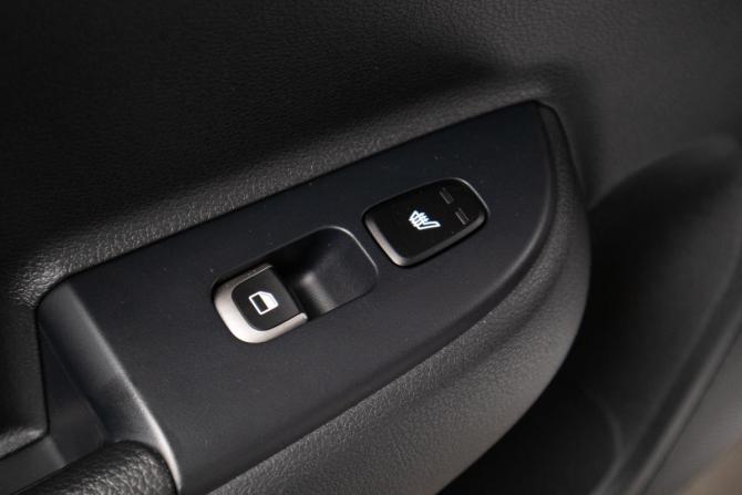 Kia Rio IV Рестайлинг с пробегом 2021 года, цена 2 099 000 рублей, 24280 км, седан, Автокод Объявления