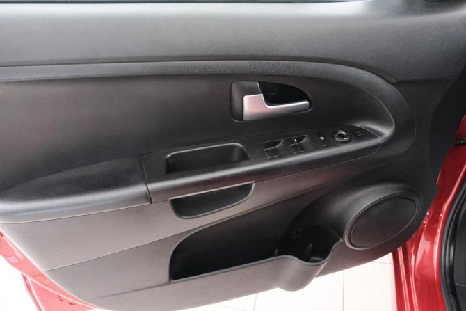 Kia Venga I с пробегом 2013 года, цена 949 000 рублей, 120600 км, компактвэн, Автокод Объявления