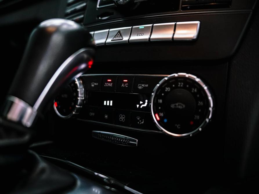 Mercedes-Benz C-Класс III (W204) Рестайлинг Красноярск  - изображение 23