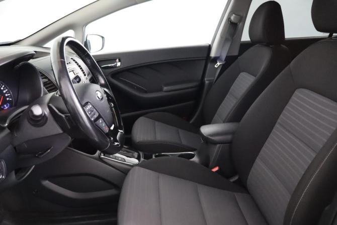 Kia Cerato III Рестайлинг (Classic) с пробегом 2017 года, цена 1 379 000 рублей, 106000 км, седан, Автокод Объявления