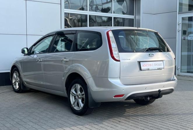 Ford Focus II Рестайлинг с пробегом 2010 года, цена 520 000 рублей, 271450 км, универсал, Автокод Объявления