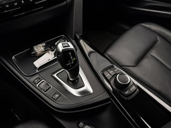 BMW 3 серии VI (F3x) Рестайлинг с пробегом 2018 года, цена 1 970 000 рублей, 95375 км, седан, Автокод Объявления