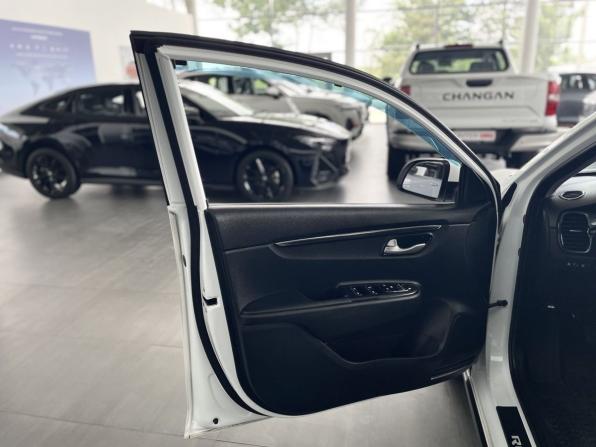 Kia Rio IV с пробегом 2019 года, цена 1 279 900 рублей, 134000 км, хэтчбек, Автокод Объявления