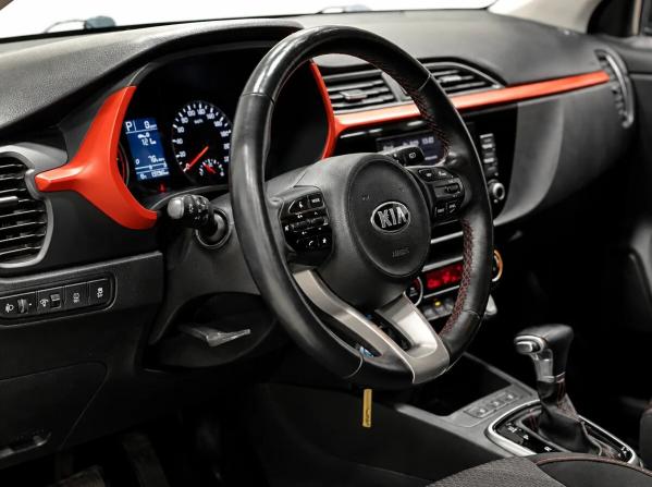 Kia Rio IV Рестайлинг с пробегом 2020 года, цена 1 690 000 рублей, 100640 км, хэтчбек, Автокод Объявления