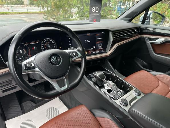 Volkswagen Touareg III с пробегом 2018 года, цена 4 439 000 рублей, 168344 км, внедорожник, Автокод Объявления