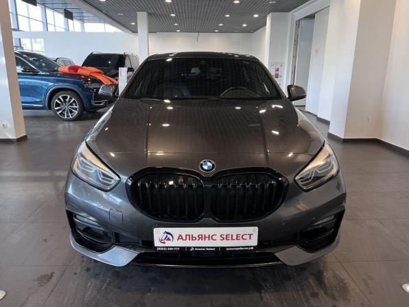 BMW 1 серии III (F40) с пробегом 2019 года, цена 2 420 000 рублей, 98719 км, хэтчбек, Автокод Объявления
