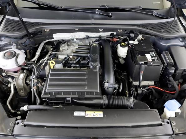 Volkswagen Passat B8 Рестайлинг с пробегом 2021 года, цена 2 490 000 рублей, 90268 км, седан, Автокод Объявления