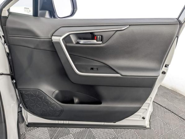 Toyota RAV4 V (XA50) с пробегом 2021 года, цена 2 850 000 рублей, 149564 км, внедорожник, Автокод Объявления