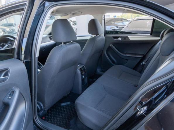 Volkswagen Jetta VI с пробегом 2012 года, цена 999 000 рублей, 196145 км, седан, Автокод Объявления