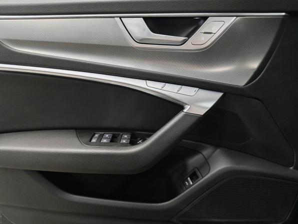 Audi A6 V (C8) с пробегом 2021 года, цена 2 820 000 рублей, 178600 км, универсал, Автокод Объявления
