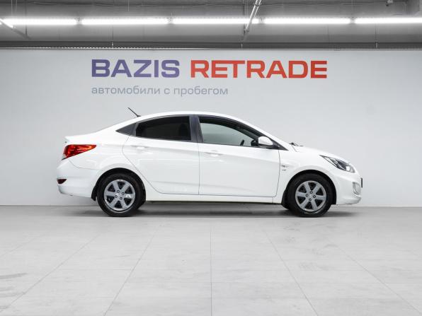 Hyundai Solaris I с пробегом 2014 года, цена 899 000 рублей, 101766 км, седан, Автокод Объявления