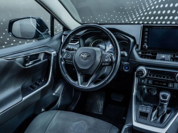 Toyota RAV4 V (XA50) с пробегом 2021 года, цена 3 100 000 рублей, 102230 км, внедорожник, Автокод Объявления