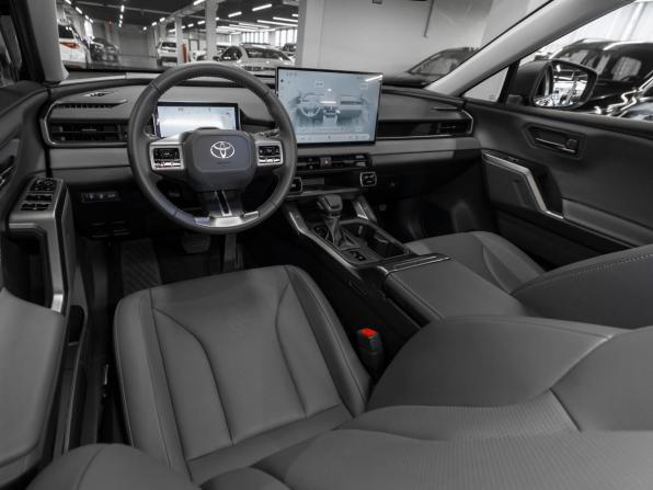Toyota RAV4 VI (XA60) с пробегом 2026 года, цена 4 190 000 рублей, 50 км, внедорожник, Автокод Объявления